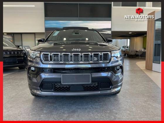 JEEP COMPASS 2.0 HURRICANE 4 TURBO GASOLINA OVERLAND AT9